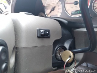 Chrysler Grand Voyager 2.8 CRD LIMITED AT,AC,ČR 2004