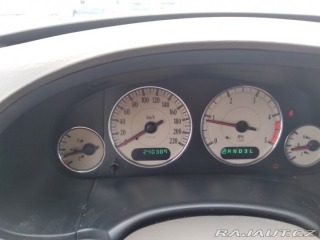Chrysler Grand Voyager 2.8 CRD LIMITED AT,AC,ČR 2004
