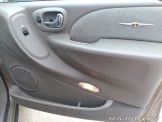 Chrysler Grand Voyager 2.8 CRD LIMITED AT,AC,ČR 2004