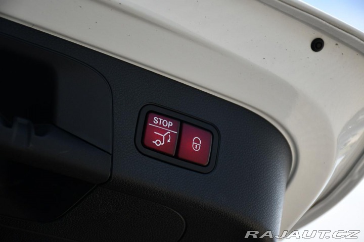 Mercedes-Benz EQC 400 4MATIC HUD ČR 2021