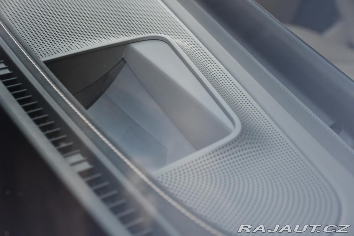 Mercedes-Benz EQC 400 4MATIC HUD ČR 2021