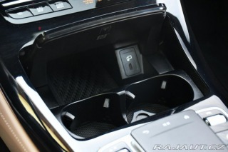 Mercedes-Benz EQC 400 4MATIC HUD ČR 2021