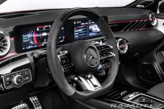 Mercedes-Benz CLA  2024