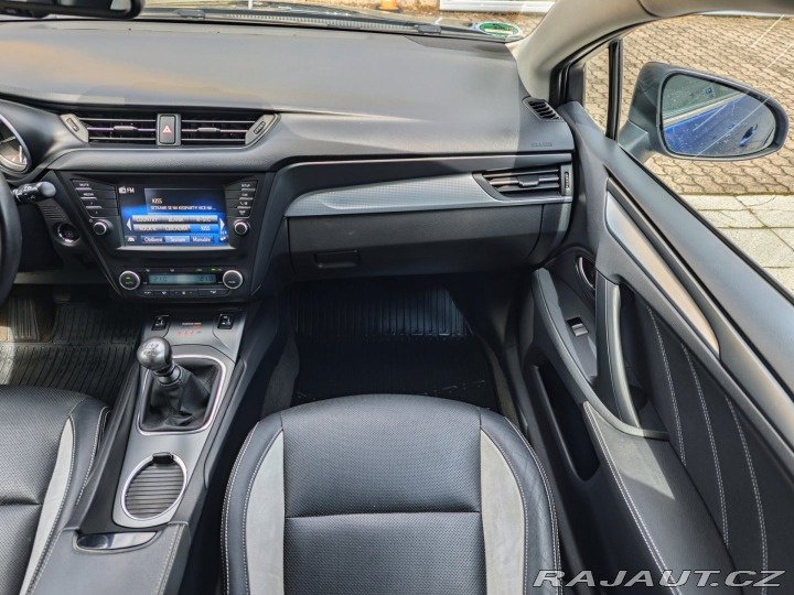Toyota Avensis 1.8 VVT-i Executive Kamer 2015