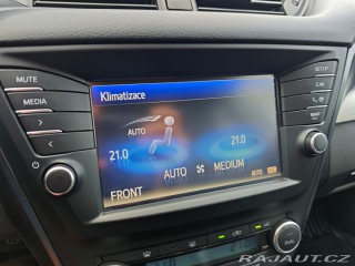 Toyota Avensis 1.8 VVT-i Executive Kamer 2015