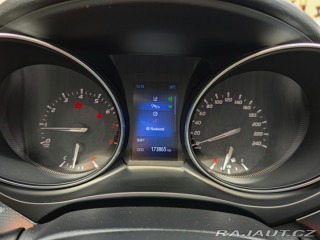 Toyota Avensis 1.8 VVT-i Executive Kamer 2015