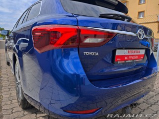 Toyota Avensis 1.8 VVT-i Executive Kamer 2015