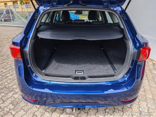Toyota Avensis 1.8 VVT-i Executive Kamer 2015