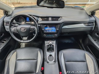 Toyota Avensis 1.8 VVT-i Executive Kamer 2015