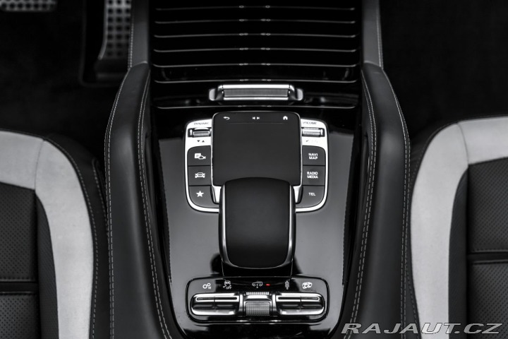 Mercedes-Benz GLE keramiky, panorama, tažné 2022