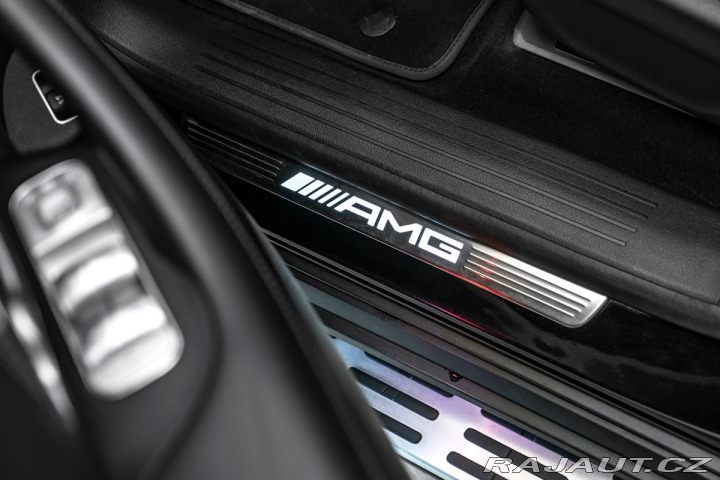 Mercedes-Benz GLE keramiky, panorama, tažné 2022
