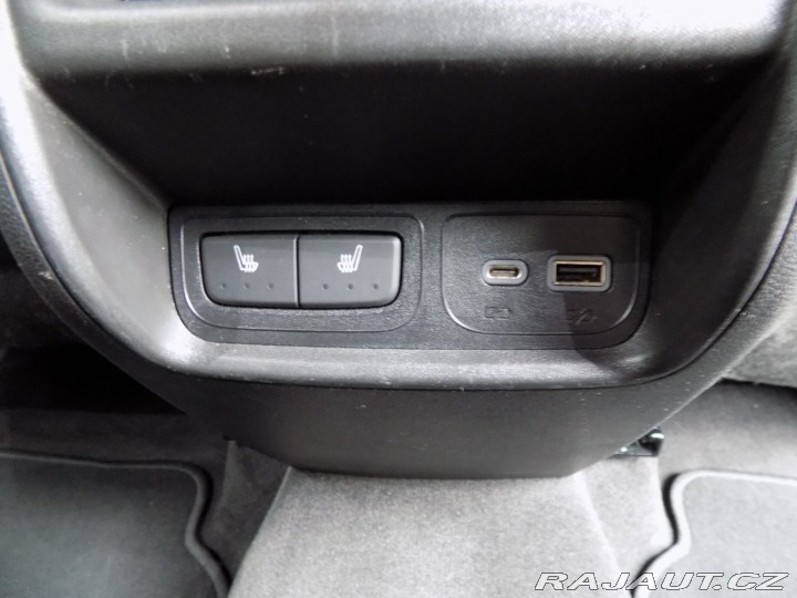 Cadillac Ostatní modely XT4 2.0i/AWD/Full-Led/NAVI/ 2022