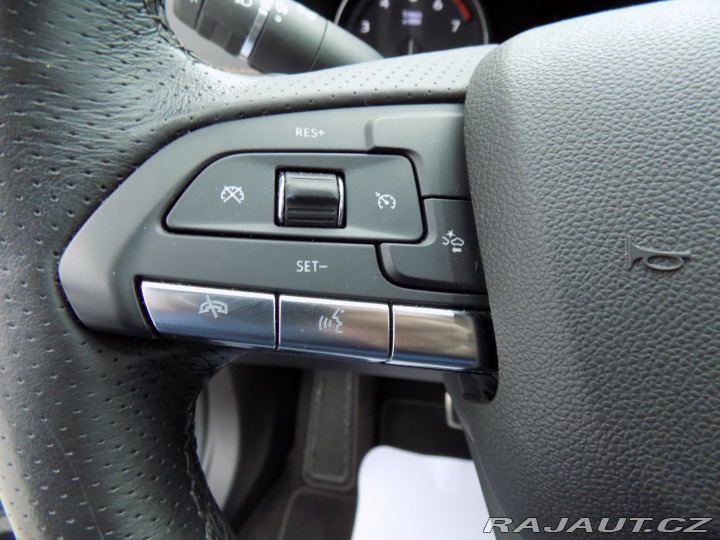 Cadillac Ostatní modely XT4 2.0i/AWD/Full-Led/NAVI/ 2022