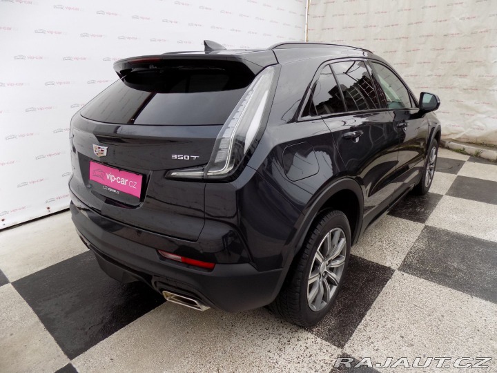 Cadillac Ostatní modely XT4 2.0i/AWD/Full-Led/NAVI/ 2022