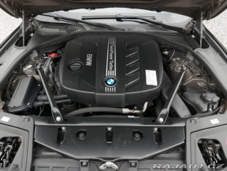 BMW 5 525d xDrive 4x4 Automat Č 2012