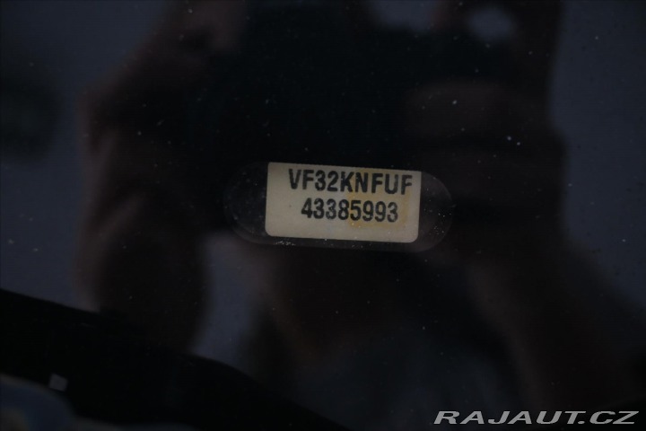 Peugeot 206 1,6 i 16V 80kW TAŽNÉ 2003