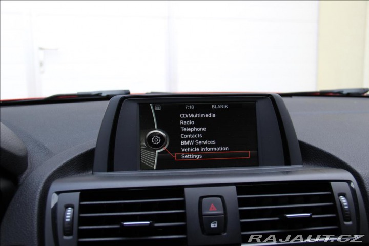 BMW 1 1,6 116i Turbo 136PS  A/T 2011
