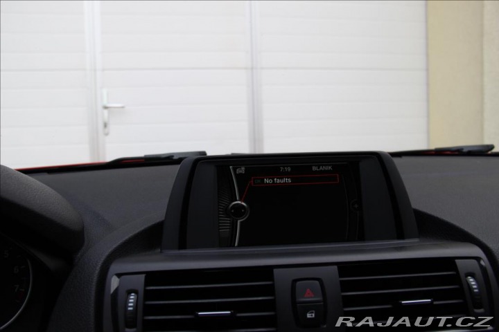 BMW 1 1,6 116i Turbo 136PS  A/T 2011
