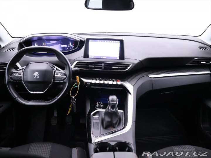 Peugeot 3008 1,2 PT 96kW Allure CZ 1.M 2017