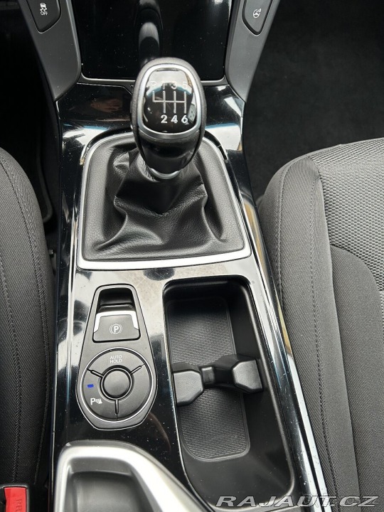 Hyundai i40 1,7   CRDi, NOVÁ STK 120t 2015