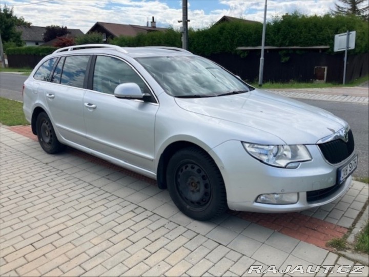 Škoda Superb 2,0   2 2012