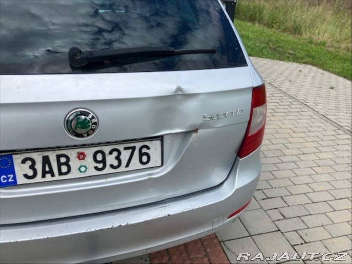 Škoda Superb 2,0   2 2012
