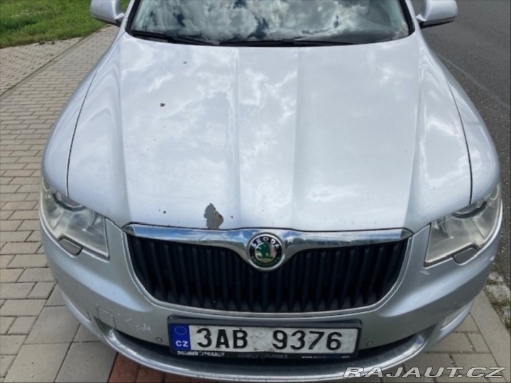 Škoda Superb 2,0   2 2012