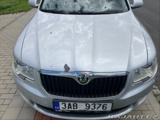 Škoda Superb 2,0   2 2012