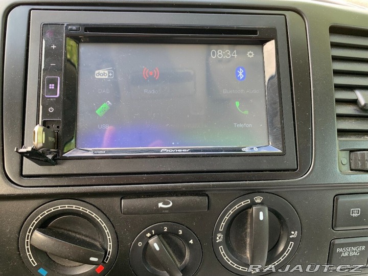 Volkswagen Transporter 2,0   Transporter s úprav 2010
