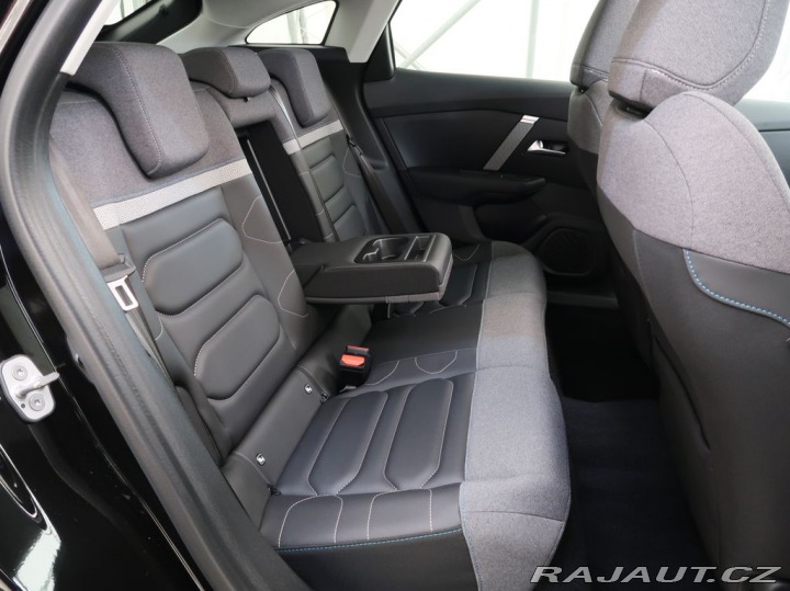 Citroën C4 1.2PureTech,96kW,SHINE,AT 2023