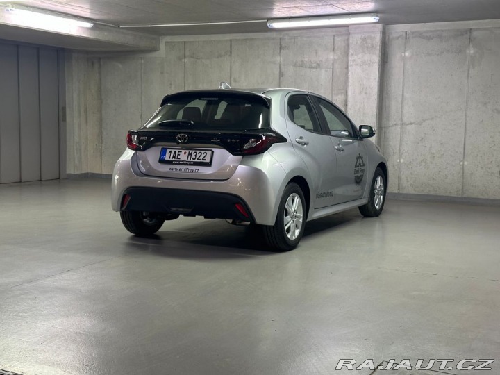 Toyota Yaris Comfort 1.5 Hybrid e-CVT 2024