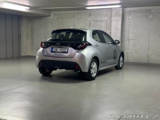 Toyota Yaris Comfort 1.5 Hybrid e-CVT 2024