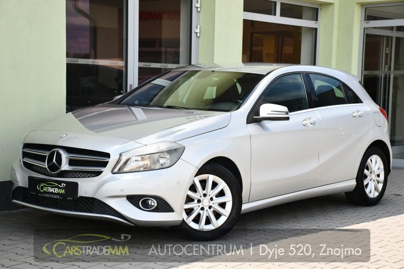 Mercedes-Benz A 180 VYHŘ. SEDAČKY PARK SE