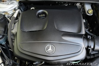 Mercedes-Benz A 180 VYHŘ. SEDAČKY PARK SE 2013
