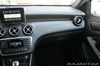 Mercedes-Benz A 180 VYHŘ. SEDAČKY PARK SE 2013