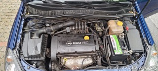 Opel Astra (Station Wagon 1.6 16V) 2005