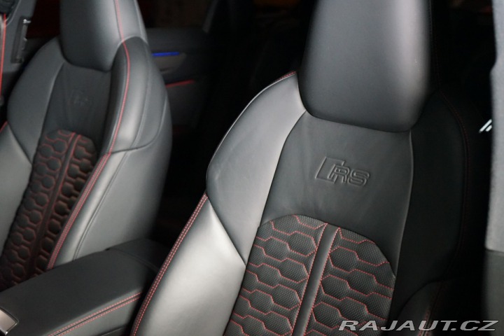 Audi RS6 AVANT*MATRIX*360*HUS*PANO 2023