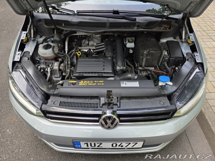 Volkswagen Touran 5T1 2016