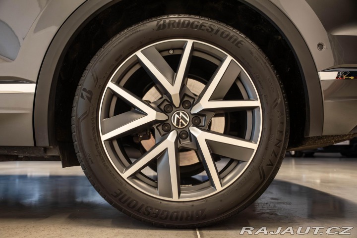 Volkswagen Touareg 3.0 TDI 210 kW Elegance v 2021