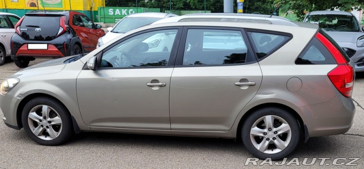 Kia Ceed 2011