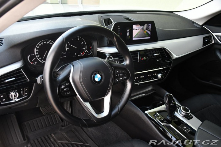 BMW 5 520d xD SERV. KNÍŽKA A/T 2019