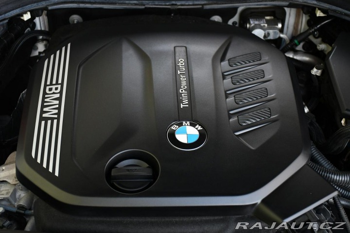 BMW 5 520d xD SERV. KNÍŽKA A/T 2019