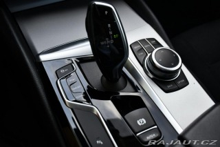 BMW 5 520d xD SERV. KNÍŽKA A/T 2019
