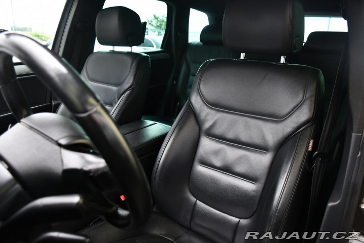 Volkswagen Touareg 3.0TDi 4M A/T VZDUCH TAŽN 2011