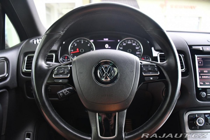 Volkswagen Touareg 3.0TDi 4M A/T VZDUCH TAŽN 2011