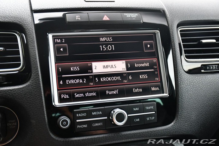 Volkswagen Touareg 3.0TDi 4M A/T VZDUCH TAŽN 2011