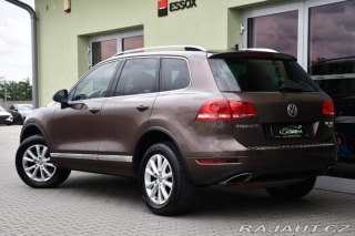 Volkswagen Touareg 3.0TDi 4M A/T VZDUCH TAŽN 2011