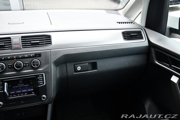Volkswagen Caddy 2.0TDi TAŽNÉ 2xKOLA ČR 2018