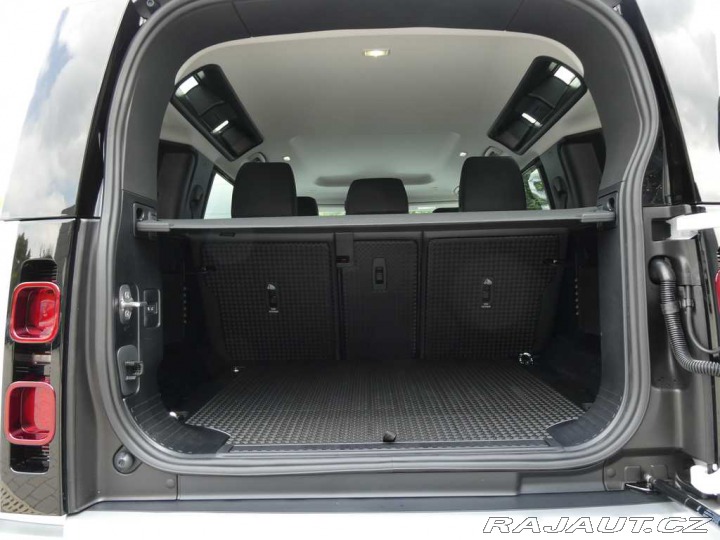 Land Rover Defender 110 3,0 S D200 4x4 automa 2025