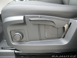 Land Rover Defender 110 3,0 S D200 4x4 automa 2025